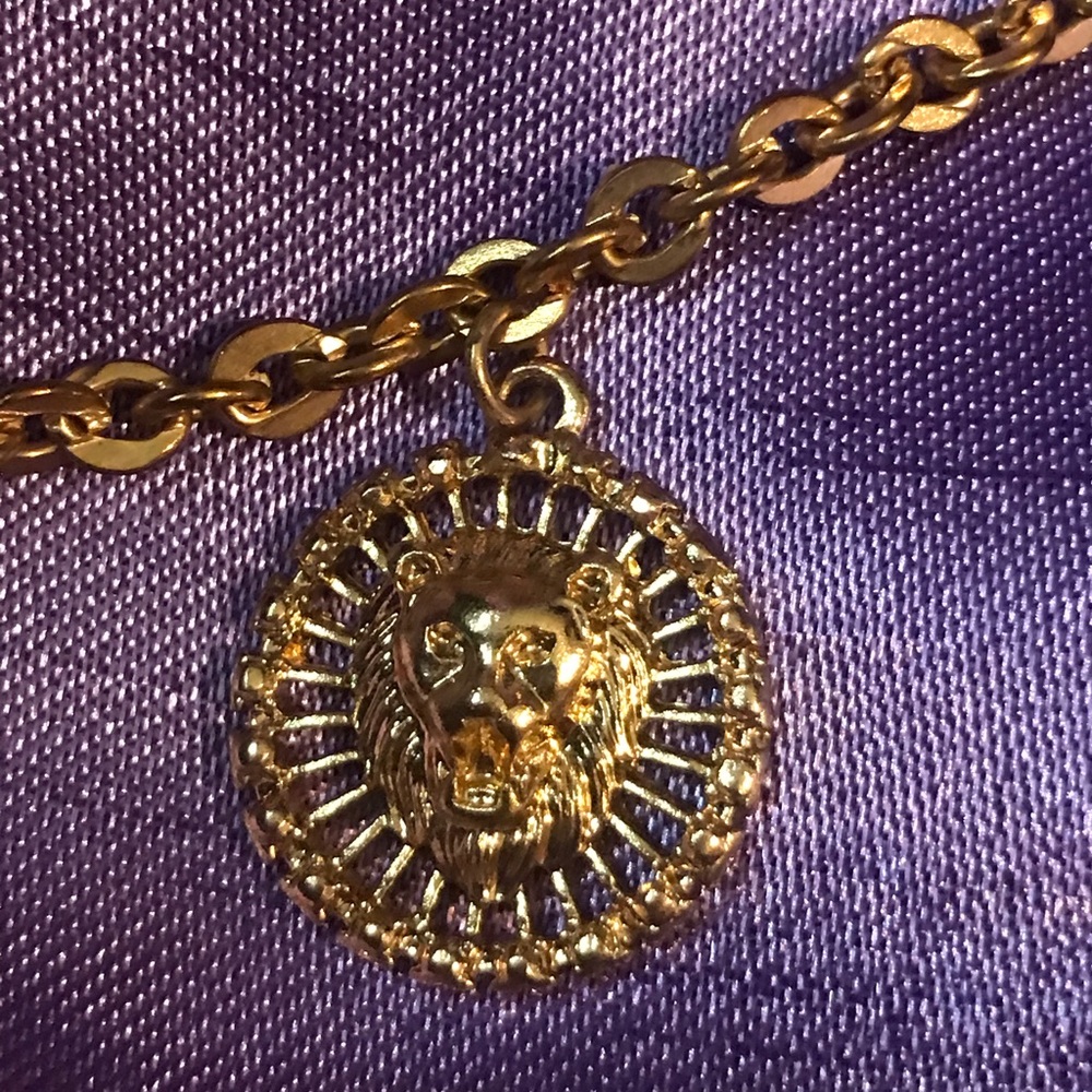 Layered Necklace ✨ - Picture 4 of 6